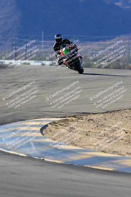 media/Jan-09-2022-SoCal Trackdays (Sun) [[2b1fec8404]]/Turns 9 and 8 (920am)/